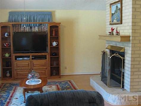 4th image of 104 Cocopa Dr