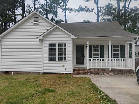 2nd image of 405 Groveton Trl