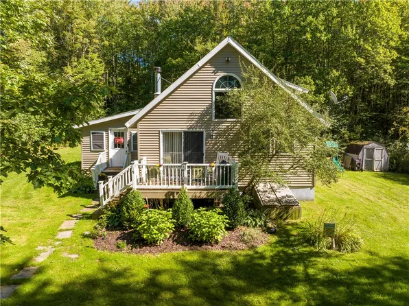 210 Cross Rd, Guilford, NY 13780