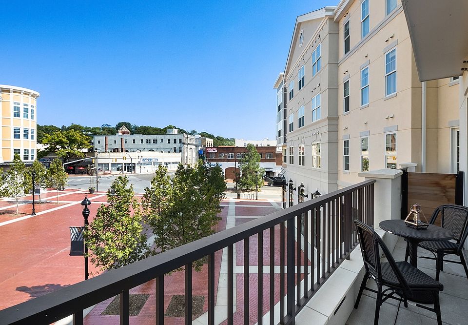Village Square Apartment Rentals Glen Cove, NY Zillow