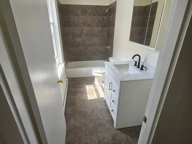 50 Oliver St #2 — Photo 11