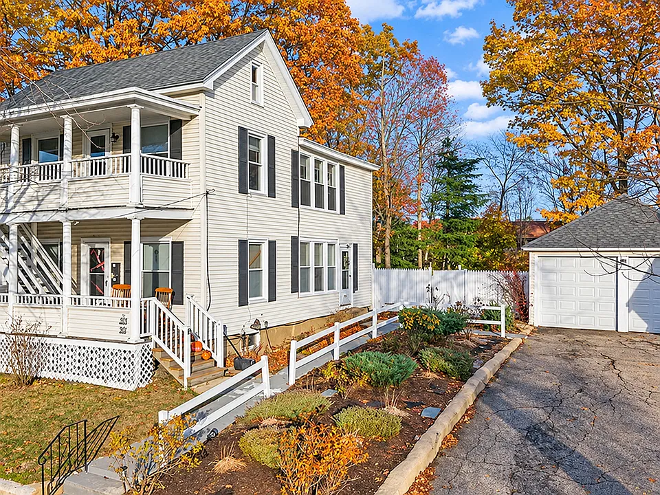 203 Portsmouth Ave #1