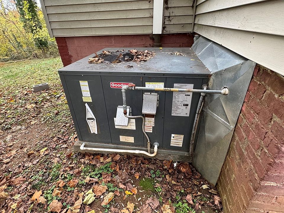 2nd image of 545 Rice St