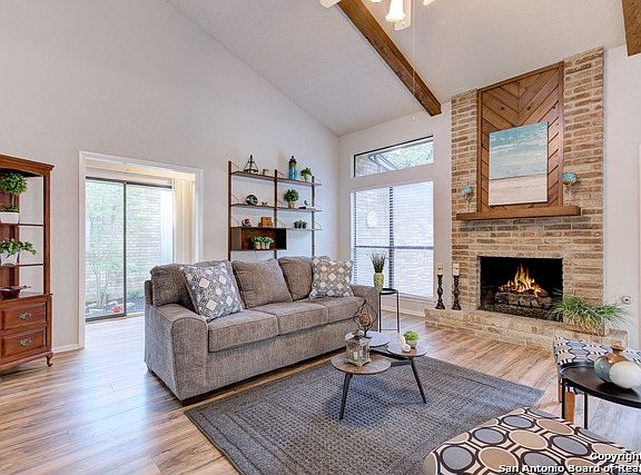 2nd image of 4309 Shavano Woods St