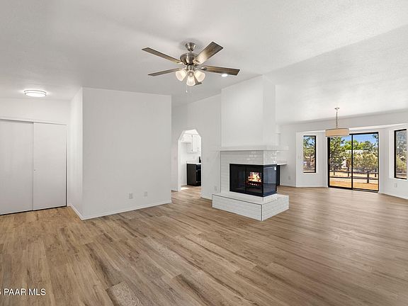 4th image of 3501 N Starlight Dr