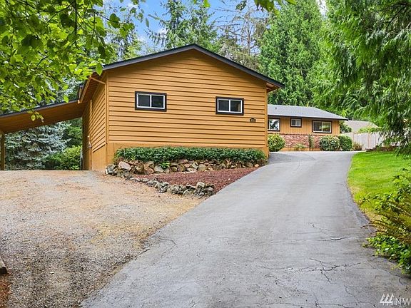 4th image of 3023 36th St SE