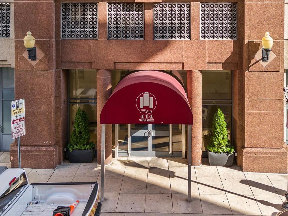 1st image of 414 Water St Unit 1306