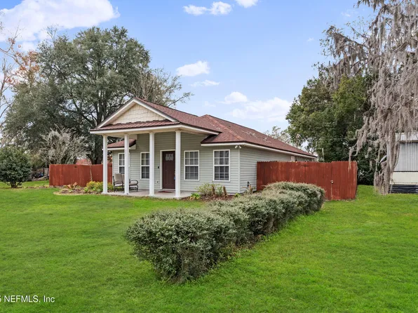 9872 CLINTON Avenue, Glen St. Mary, FL 32040