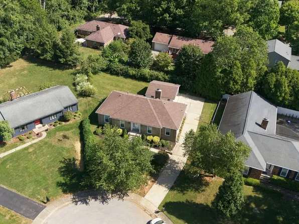 2909 Weissinger Rd, Louisville, KY 40241
