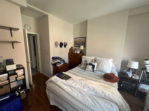 323 Willow Ave APT 2