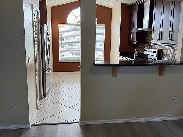 2656 Newbolt Dr — Photo 5