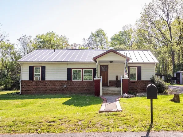 4205 Mountain Farm Rd, Elkton, VA 22827