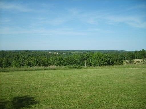 4th image of 860 County Road 305