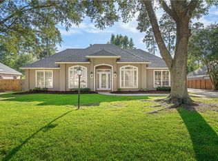 7121 Meadowbrook Dr, Mandeville, LA 70471
