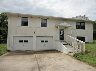 1144 NE 15th Rd, Knob Noster, MO 65336