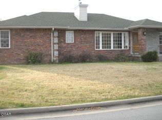 4202 University Cir, Joplin, MO 64801