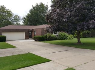 5682 Landsburg Rd, Fennville, MI 49408