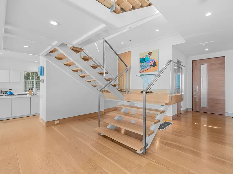 24380 Malibu Rd — Photo 21