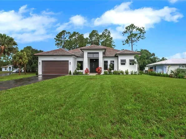 797 22nd St SE, Naples, FL 34117