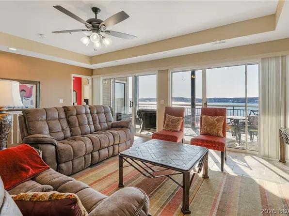 310 W Palisades Condo Dr #1B, Lake Ozark, MO 65049