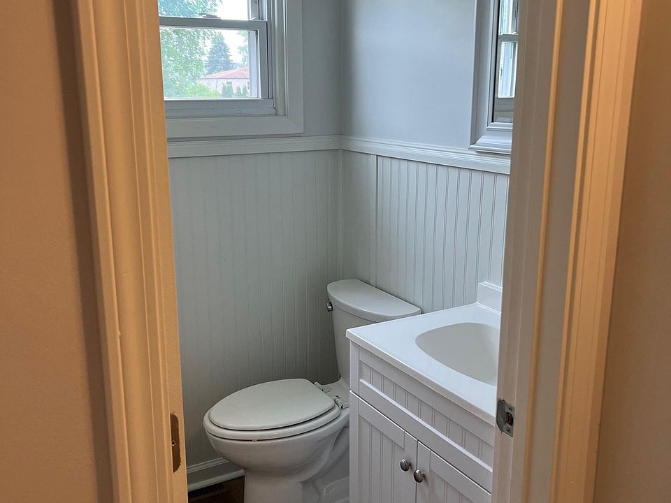 2nd image of 3790 Beech Hill Rd NW