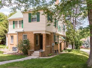 1003 W Huron St, Ann Arbor, MI 48103