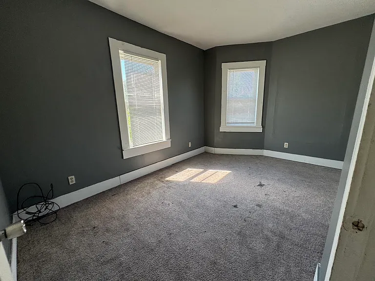 107 College St #3R — Photo 8
