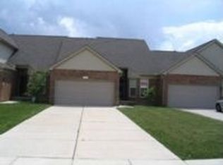 30545 Stewart Ln, Westland, MI 48186