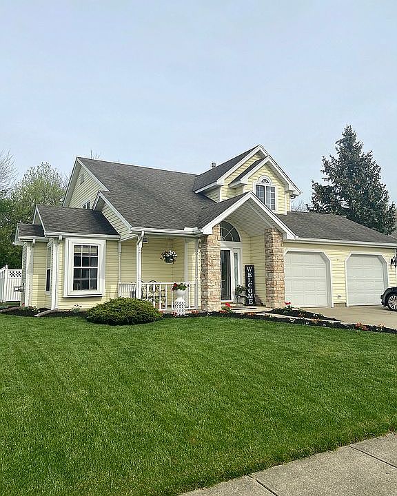 1st image of 586 Silverado Dr
