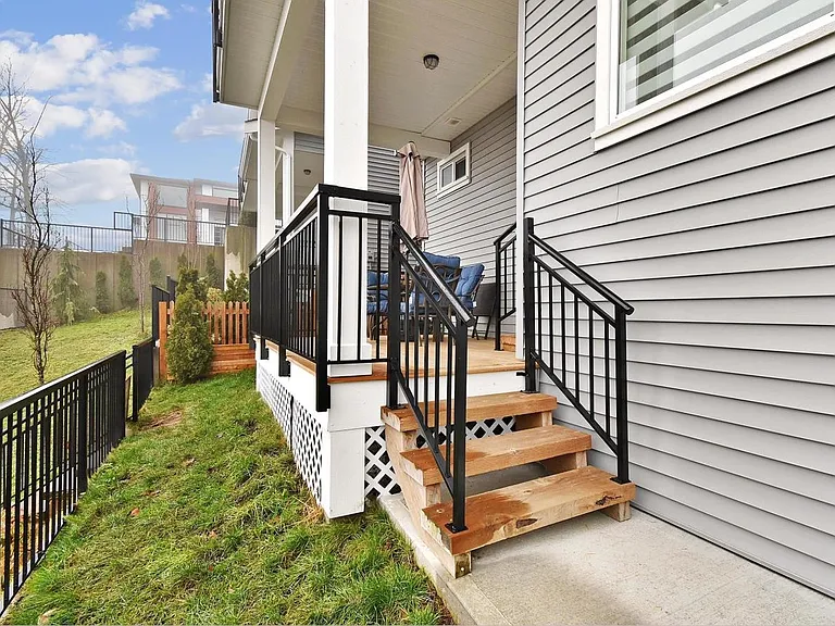 31548 Upper Maclure Rd #14 — Photo 26