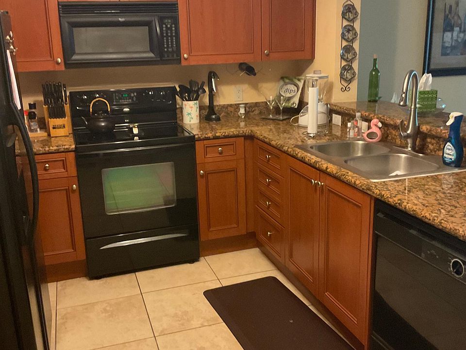 1st image of 1009 Villagio Gardens Ln #106