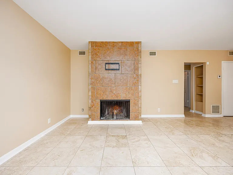 8642 Fredericksburg Rd #503 — Photo 10
