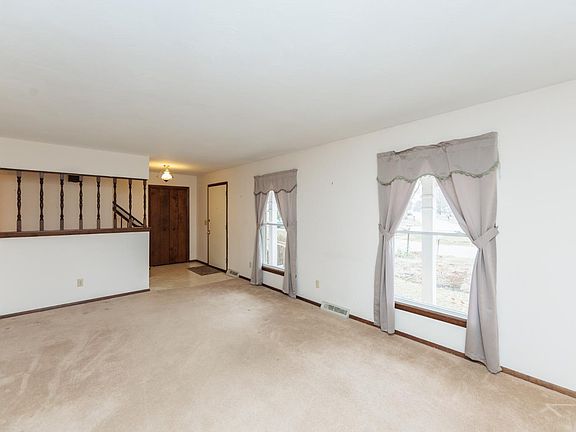 4th image of 2612 Mulberry Dr