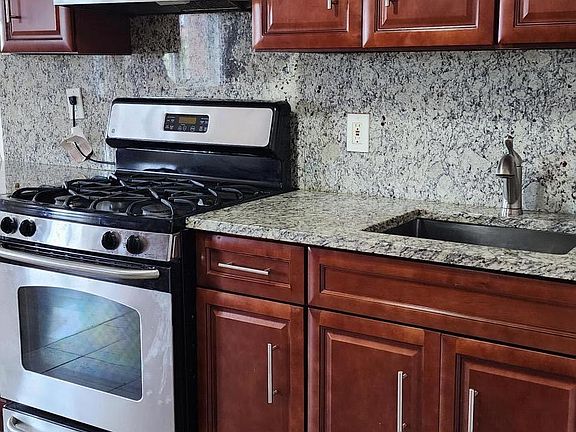 Beautiful kitchen.