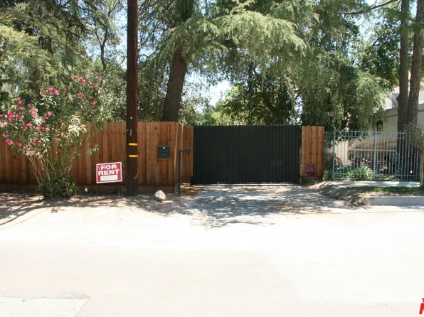 9814 Baden Ave, Chatsworth, CA 91311