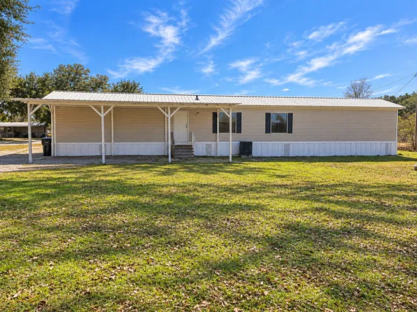 1417 Cottonwood Rd, Leesville, LA 71446