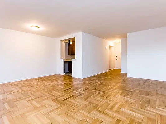 Sold by Re/Max In The City | media 21