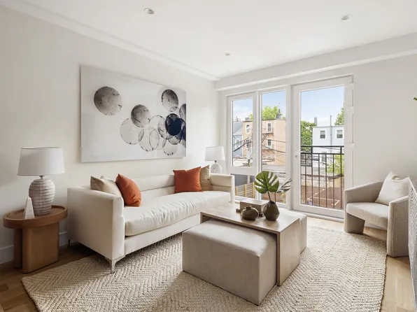 183a 13th Street image 2 of 9