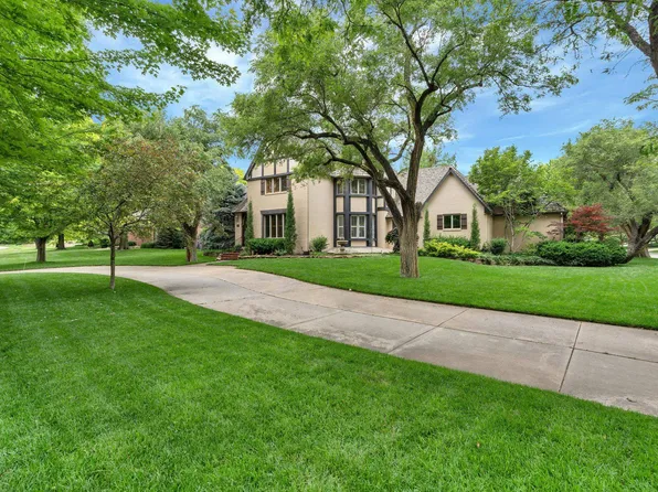 825 N Linden Ct, Wichita, KS 67206