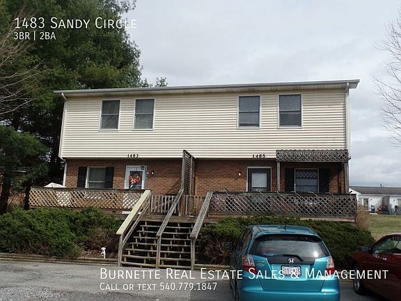 2nd image of 1483 Sandy Cir