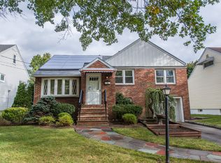 36 Morley Ln, Bloomfield, NJ 07003