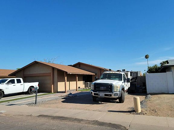 2nd image of 5537 W Golden Ln