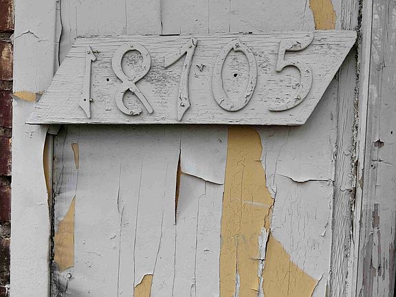 18705 Keystone