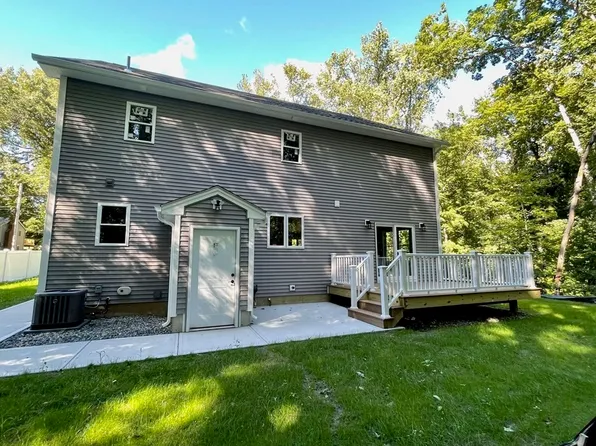 43 Lower Mass Ave, West Springfield, MA 01089