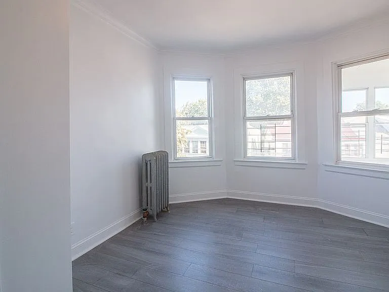 93 21st St #3 — Photo 6