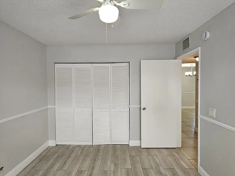 1660 Windorah Way #H — Photo 13