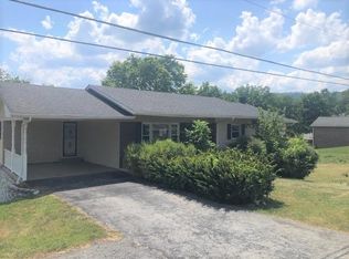 295 Myers St, Jacksboro, TN 37757