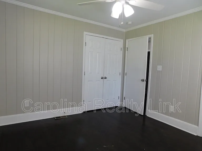 411 Gray Dr — Photo 15