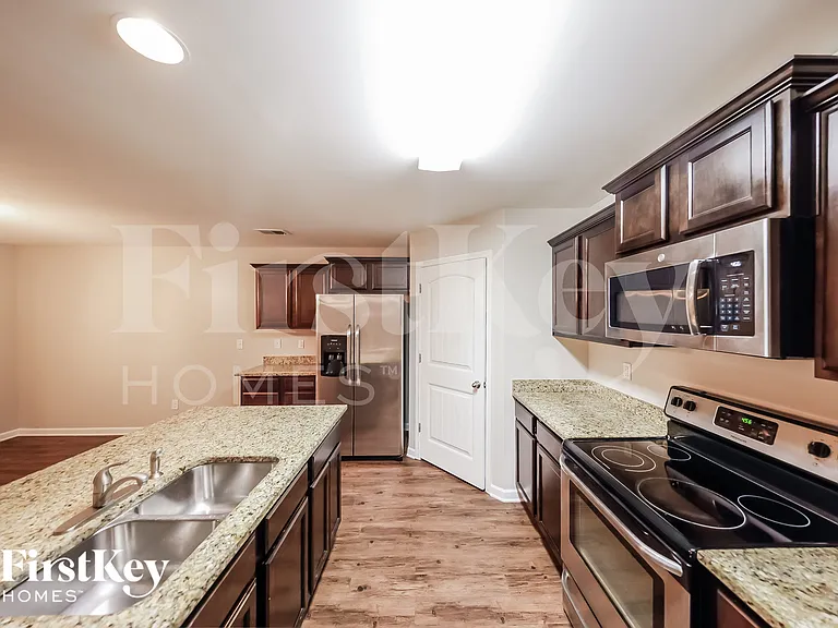 104 Rosegate Dr — Photo 7