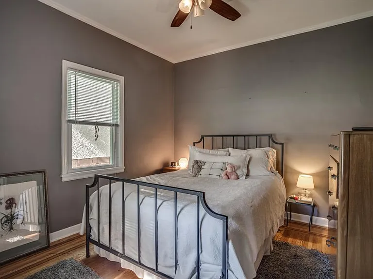 2510 Buchanan St NE — Photo 6